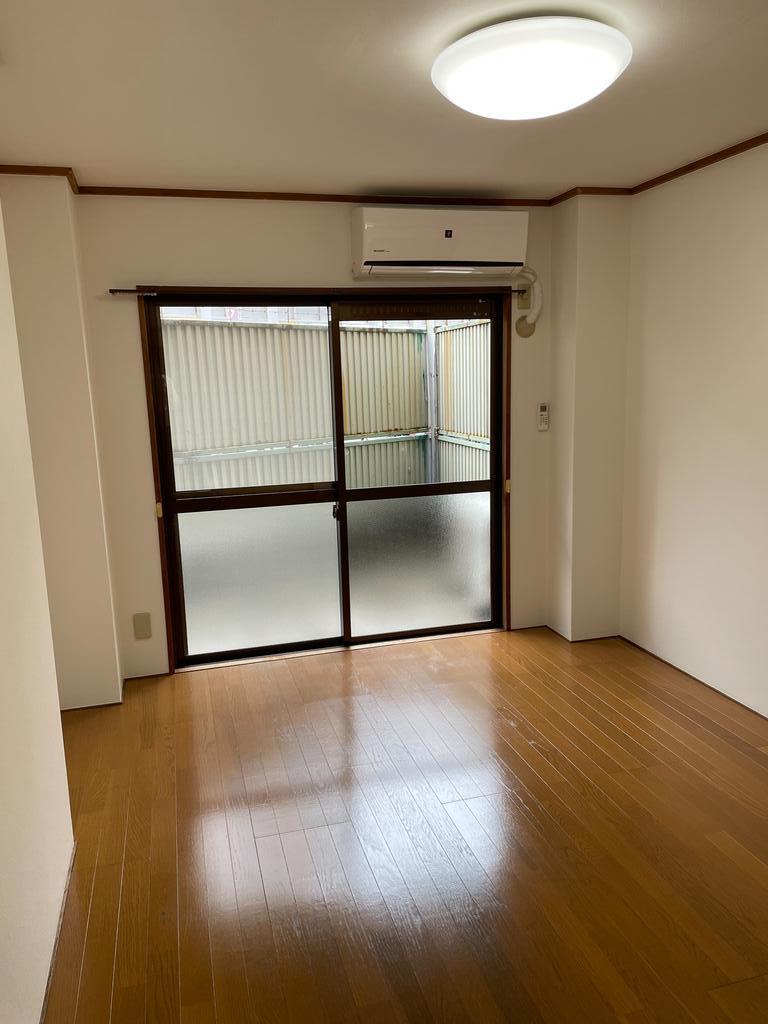 地下鉄谷町線 喜連瓜破駅 徒歩2分 4階建 築39年の居間写真