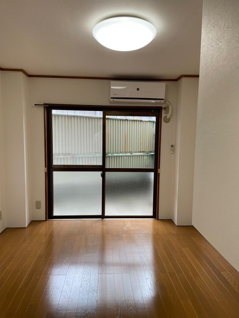 地下鉄谷町線 喜連瓜破駅 徒歩2分 4階建 築39年の居間写真