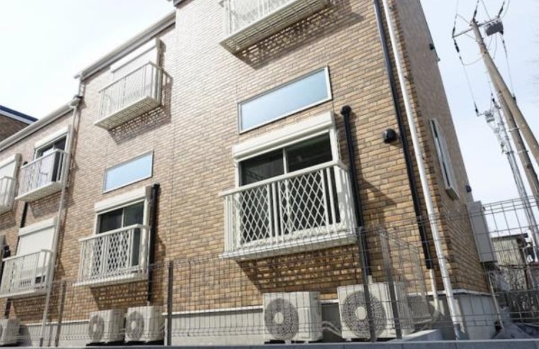 建物外観　メゾネットのデザインハウス