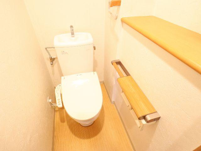 【奈良市西大寺新町のマンションのトイレ】