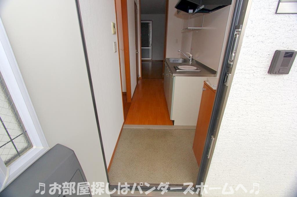 カーサフォンテA棟の玄関写真