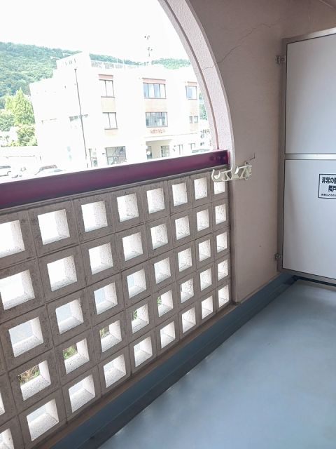 【福島市入江町のマンションのバルコニー】