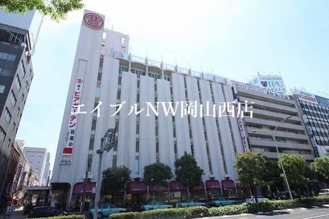 【岡山市北区富田町のマンションのショッピングセンター】