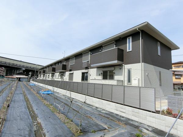 藤井寺市沢田のアパートの建物外観