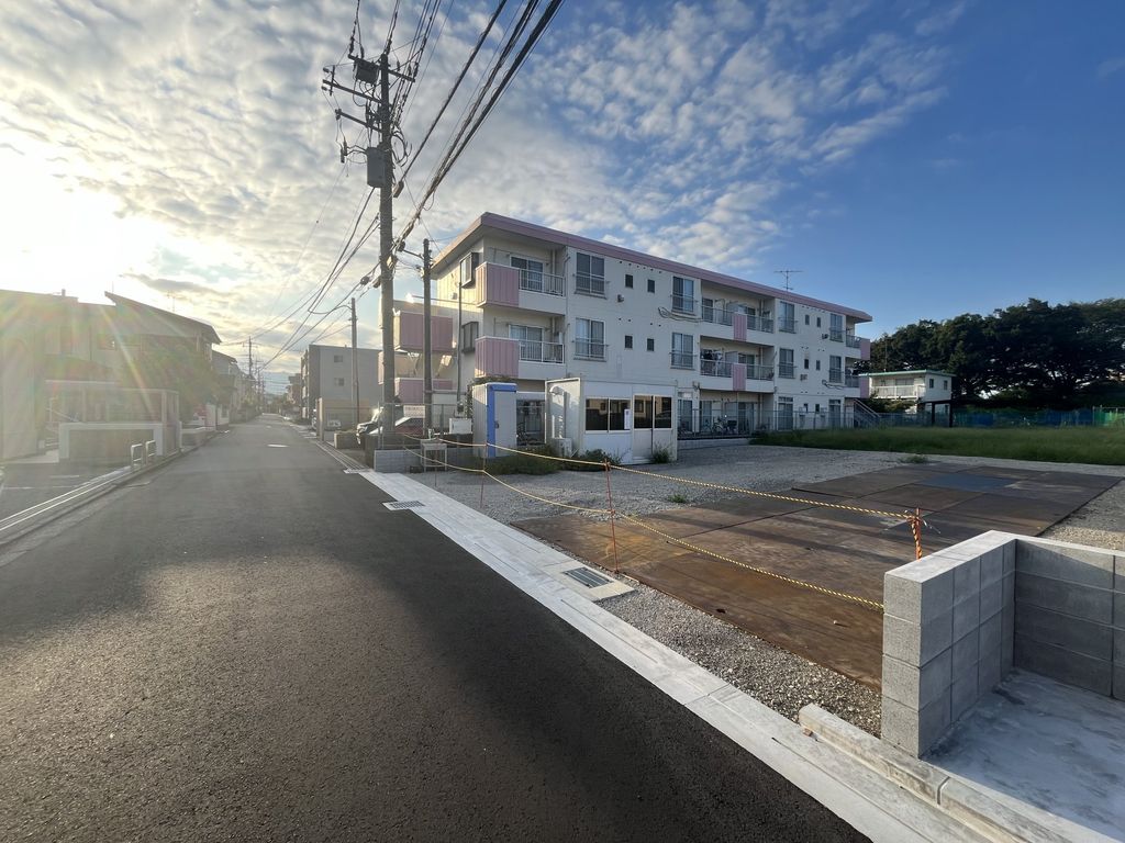 【厚木市松枝のマンションの駐車場】