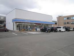 コンビニ　ローソン秋田広面蓮沼店（コンビニ）まで379m