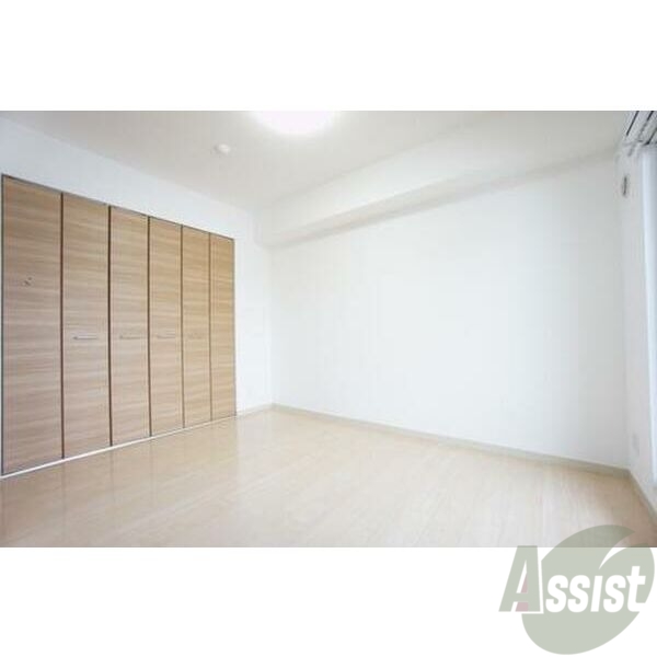 その他部屋・スペース　洋室の家具の配置を考えてみるのも楽しいですよ。