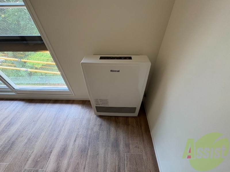 その他　暖房です。冬場の寒い日でも安心ですね～