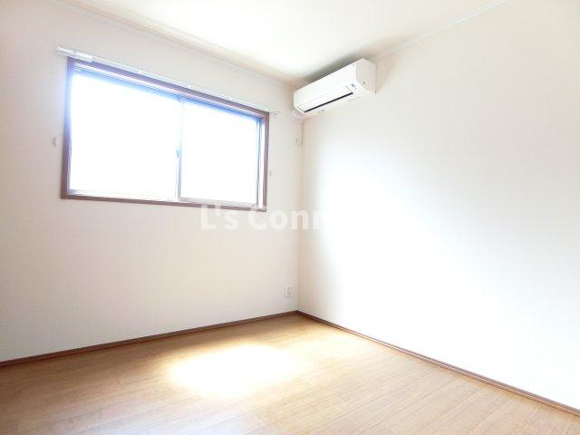 その他　４．３帖の洋室は寝室として使えます。