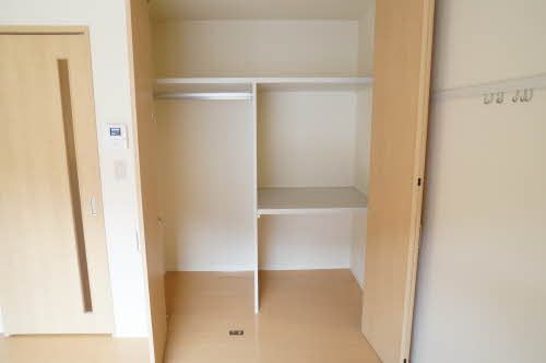 収納　クローゼット
