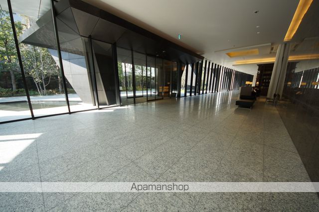 ロビー　ロビー