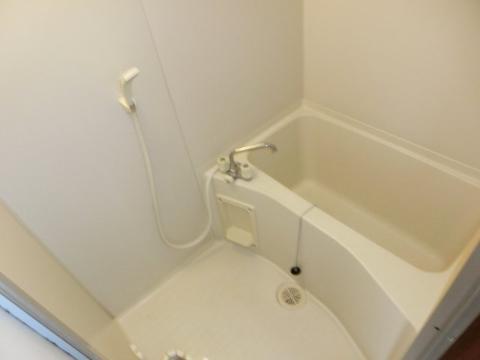 パルコート若園　バス・シャワールーム　浴室