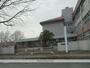 小学校　釧路市立愛国小学校（小学校）まで973m