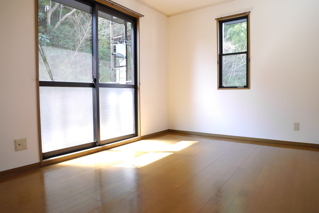 ファミール・ド・鹿児A棟_内装_1