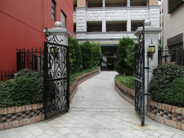 エントランス　エントランス