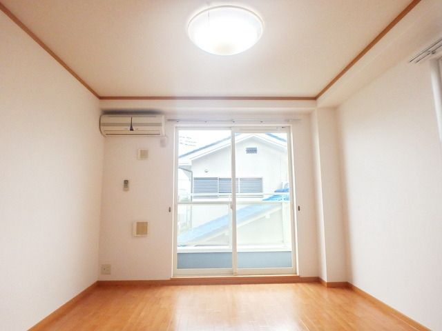 居室・リビング　★日当たり良好★