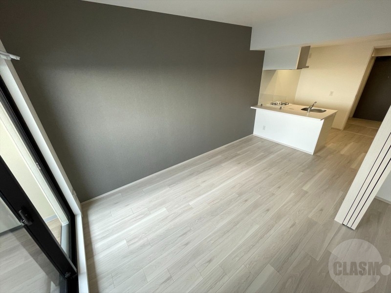 居室・リビング　落ち着いた色合いのリビング