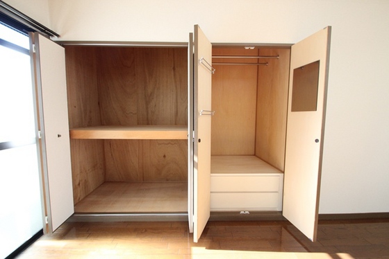 収納　※他のお部屋の写真です。