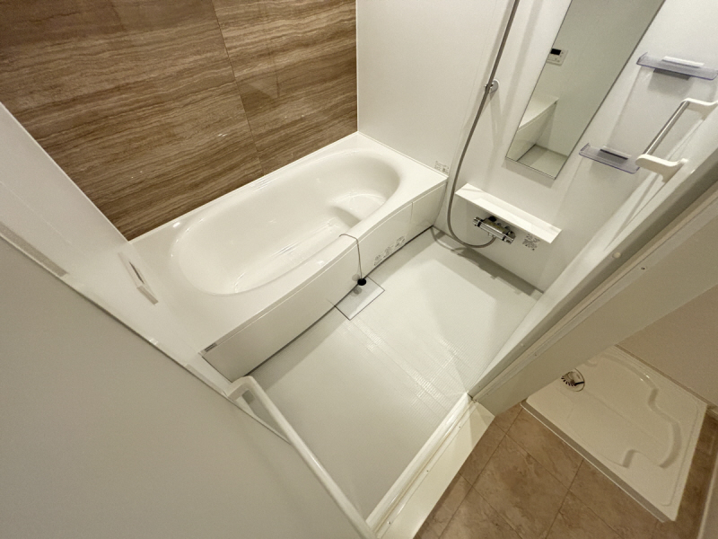 バス・シャワールーム　※同タイプ写真