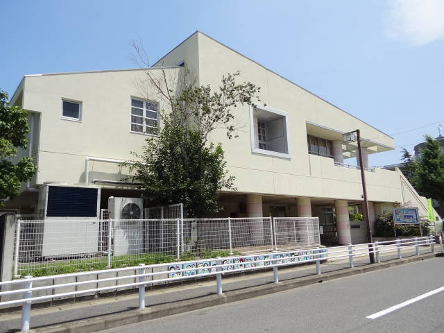 幼稚園・保育園　市立みなみ認定こども園（幼稚園・保育園）まで372m
