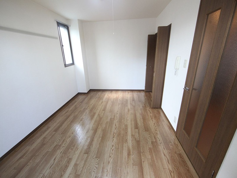 その他部屋・スペース　洋室7.5帖　収納充実してます