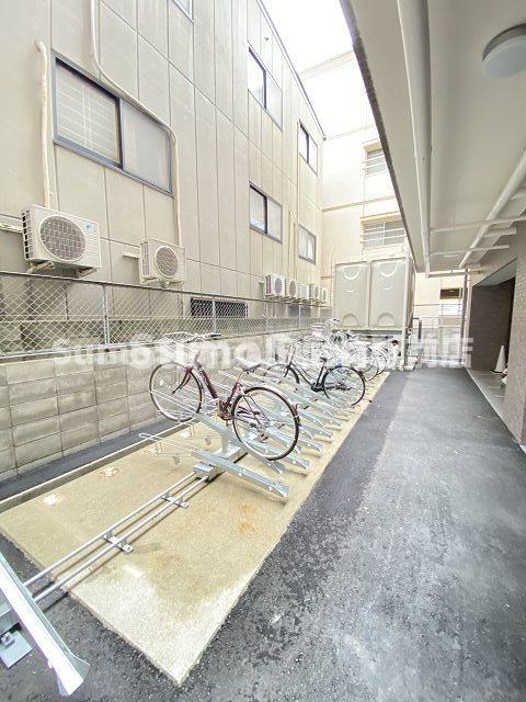 駐車場　車をお持ちの方に嬉しい駐車場付きの物件です