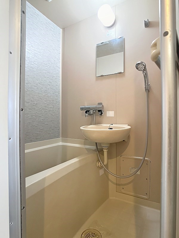 バス・シャワールーム　208号室の写真です