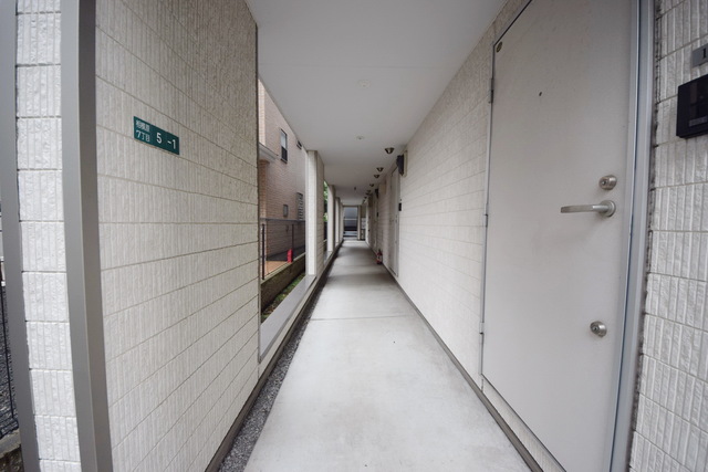 エントランス　～いってきますっ～