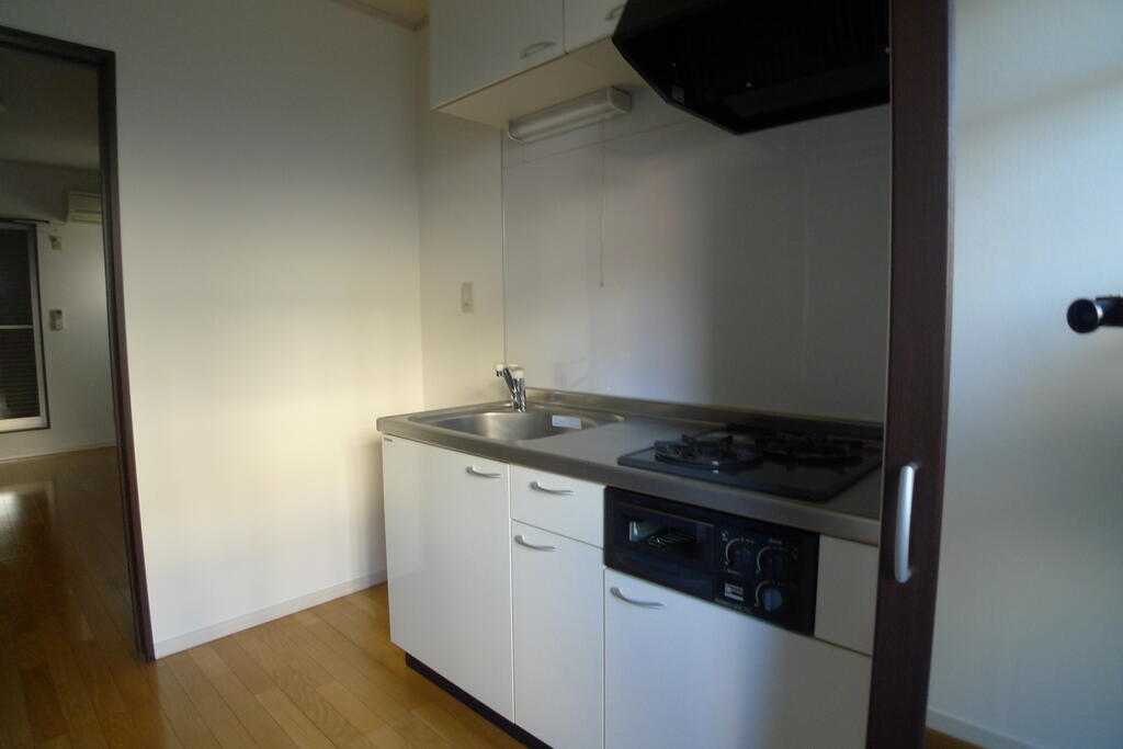 キッチン　※別の部屋の写真になります