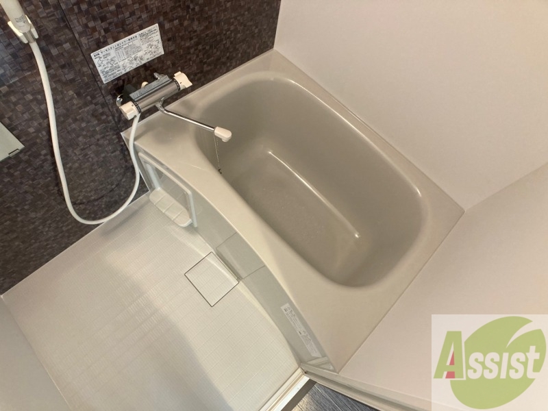 バス・シャワールーム　お風呂です。ゆっくりお風呂につかるのも体に良いですね～