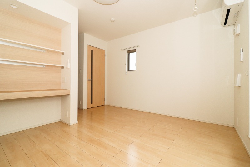 居室・リビング　図面と現状に相違がある場合には現状を優先