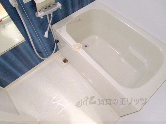 バス・シャワールーム　風呂