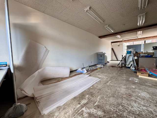 居室・リビング　申込次第撤去、譲渡時はスケルトン