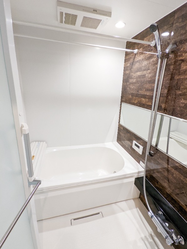 バス・シャワールーム　図面と現状に相違がある場合には現状を優先