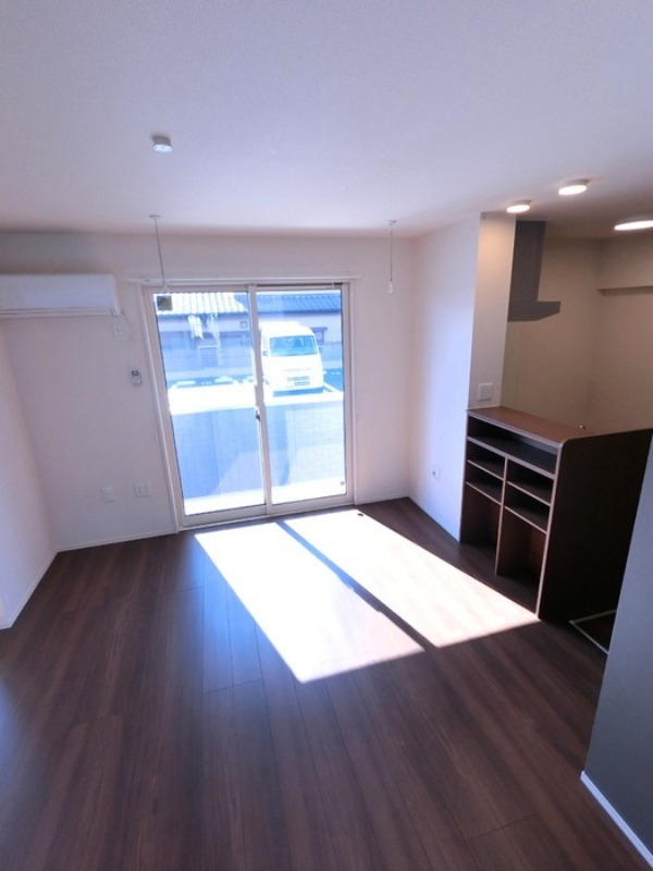 居室・リビング　図面と現状に相違がある場合には現状を優先