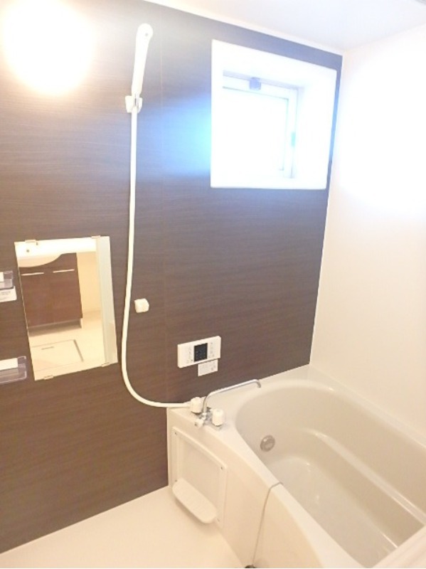 バス・シャワールーム　図面と現状に相違がある場合には現状を優先