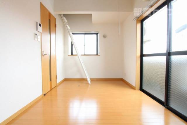 居室・リビング　※２０６号室の写真参照