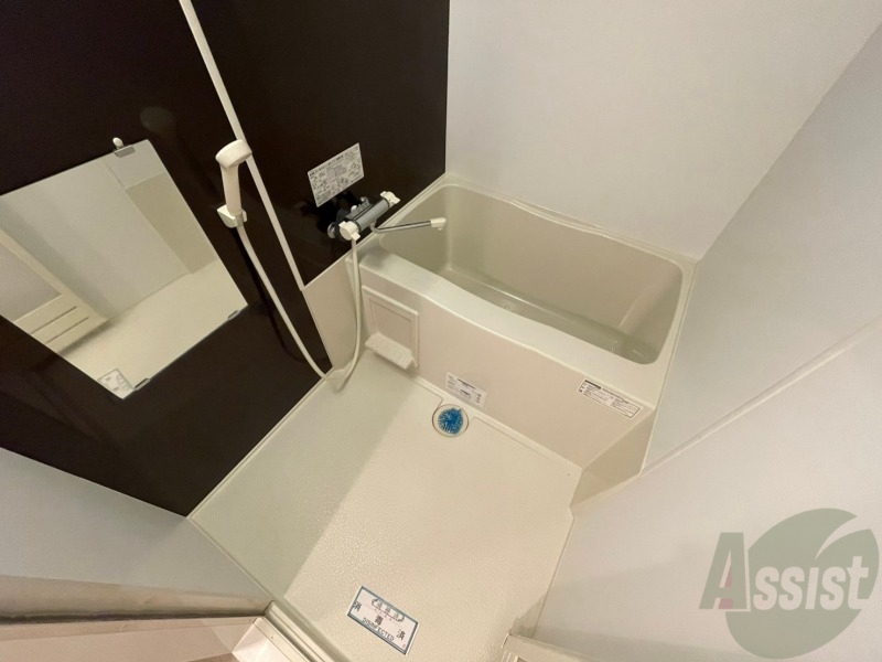 バス・シャワールーム　お風呂です。ゆっくりお風呂につかるのも体に良いですね～