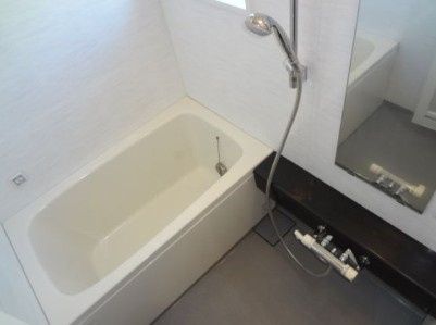 バス・シャワールーム　☆ゆっくりくつろげるお風呂☆