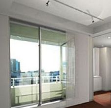 居室・リビング　☆明るい居室☆