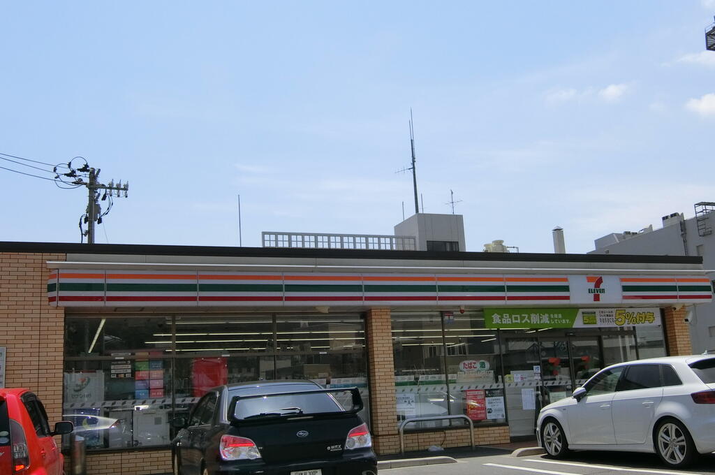 コンビニ　セブンイレブン福島瀬上店（コンビニ）まで960m