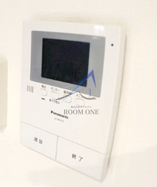 セキュリティ　モニター付きインターホンです。