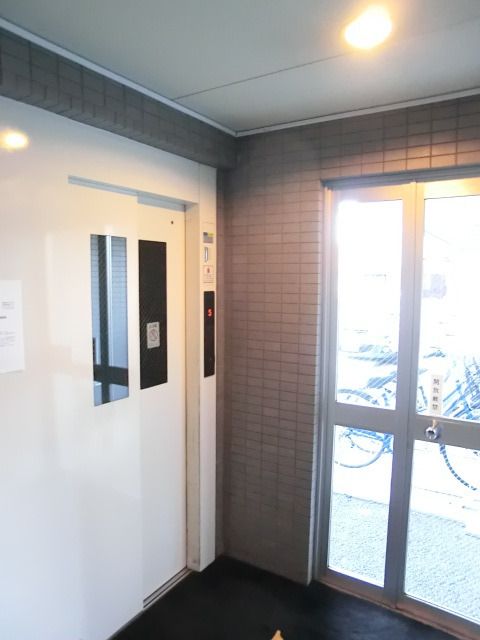 その他共有部分　エレベータ完備