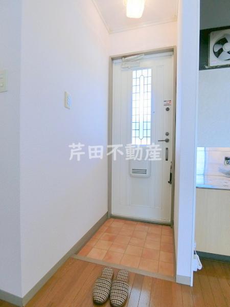 玄関　写真は別のお部屋のイメージです　現況優先