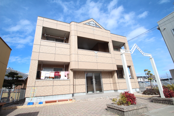 建物外観　Nスタイルホームにお任せ下さい♪