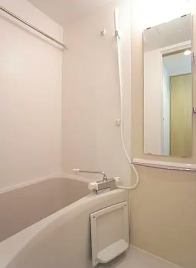 バス・シャワールーム　弊社は都内全域の物件が仲介手数料最大無料でご紹介可能です！