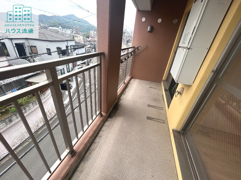 バルコニー　※写真は別号室