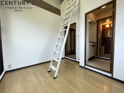 居室・リビング　エアコン付きで初期費用を抑えられます♪