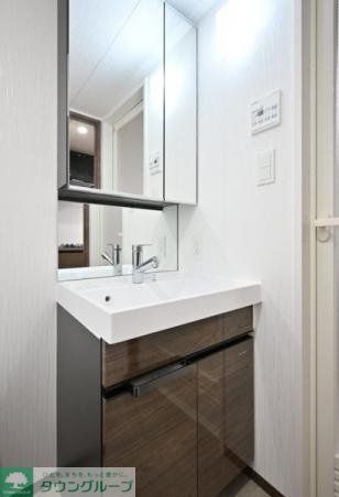 洗面設備　お部屋探しは株式会社　タウンハウジング　までお気軽にお問合…