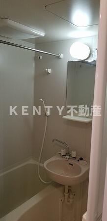 バス・シャワールーム　お風呂です